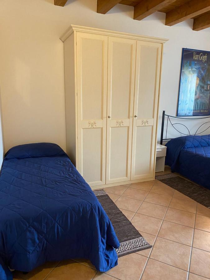 Ely Hause Apartment Calmasino Bagian luar foto