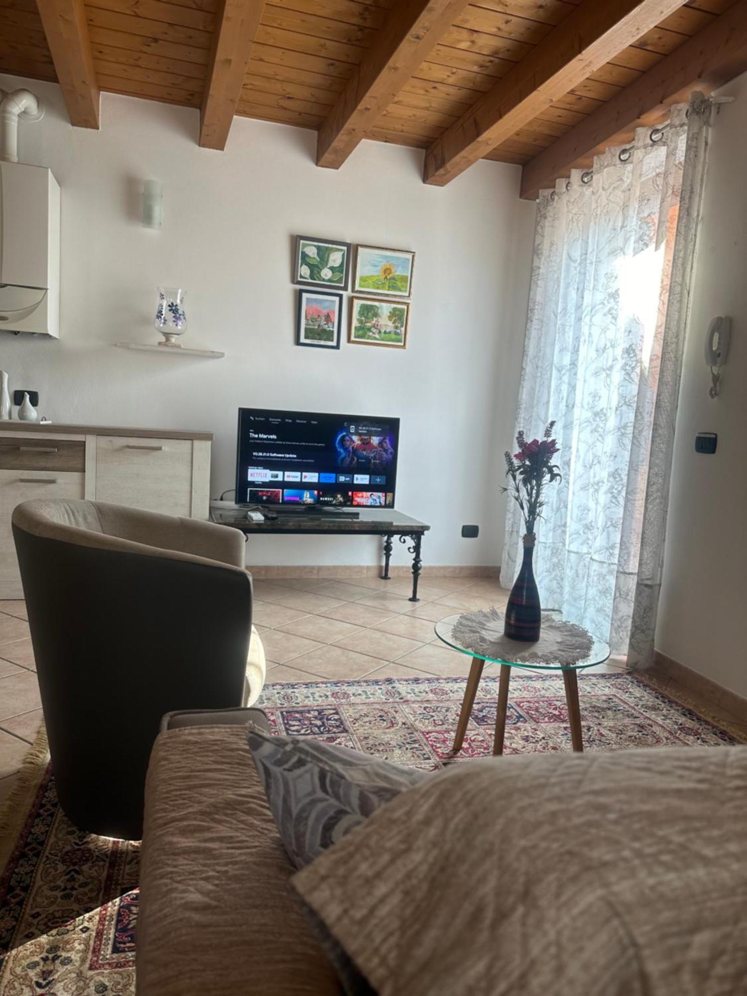 Ely Hause Apartment Calmasino Bagian luar foto